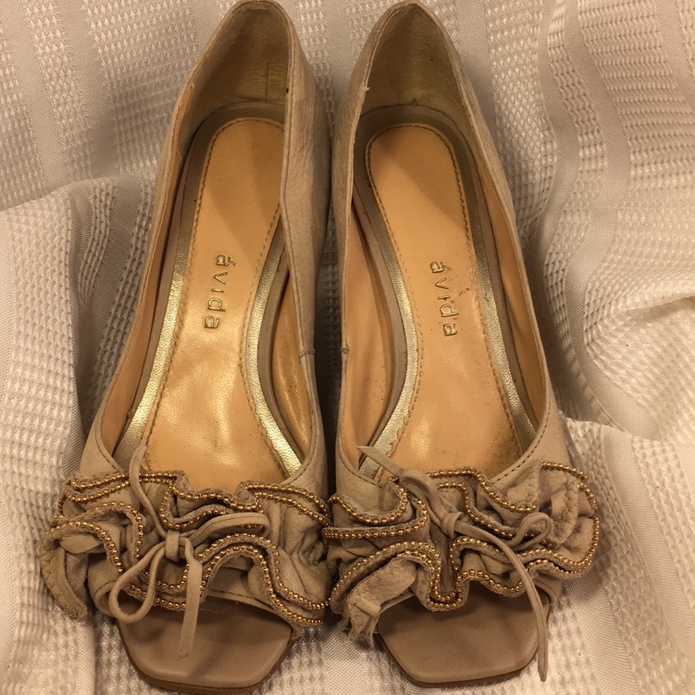 Avida peep toe leather 3” wedge shoes unique
